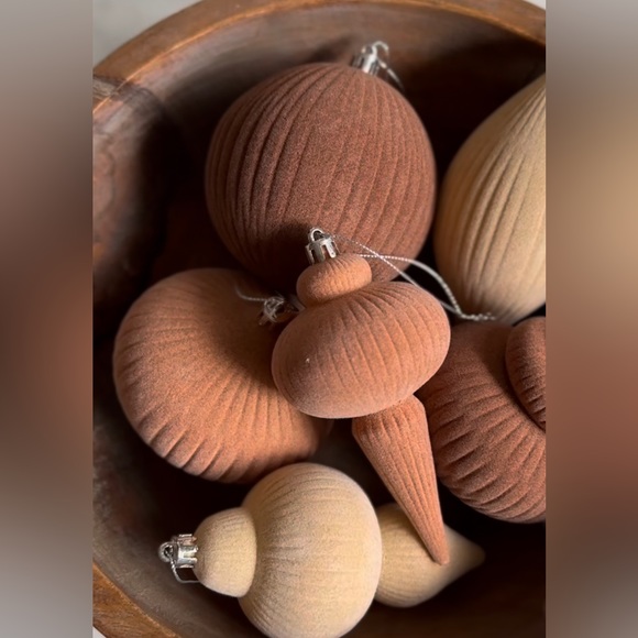 Set of 3 (18) Wondershop flocked holiday ornaments - Picture 2 of 8